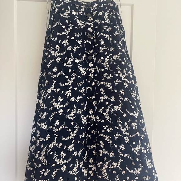 Gap button down floral maxi skirt - Picture 4 of 5